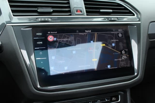 Volkswagen Tiguan Volkswagen Tiguan 1.5 TSI 150pk ACT R-Line DSG7 NL-Auto NAP Panoramadak Clima Cruise Navi 360 Camera Dynaudio Keyless  HUD Dig. Cockpit El. Klep - afbeelding nr 13