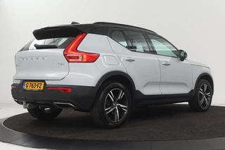 Volvo XC40 Volvo XC40 1.5 T3 R-Design | Stoel & stuurverwarming |  Trekhaak | Camera | Navigatie | Achterbankverwarming | Leder/Alcantara | Full LED - afbeelding nr 35