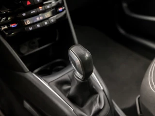 Peugeot 208 Peugeot 208 1.2 PureTech Sport (APPLE CARPLAY, NAVIGATIE, CLIMATE, GETINT GLAS, SPORTSTOELEN, CRUISE, PARKEERSENSOREN, NIEUWE APK, NIEUWSTAAT) - afbeelding nr 10