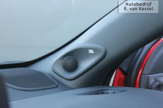 Toyota Yaris Toyota Yaris 1.5 Hybrid Launch Edition / Executive I JBL I 1e Eig. I NL-auto - afbeelding nr 21