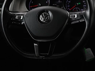 Volkswagen Golf Volkswagen Golf 1.0 TSI Connected Series | Carplay | Camera |  Navigatie | Climate control | Parkeerhulp | Cruise control | Sportstoelen - afbeelding nr 8
