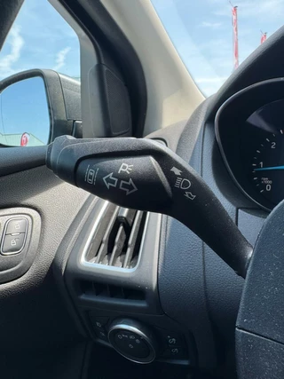 Ford Focus Ford Focus Wagon 1.5 TDCI Titanium Edition|Navi|Stoel/Stuurverwaming|PDC|Cruisecontrol| - afbeelding nr 17