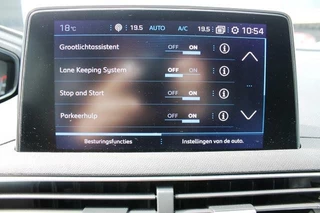 Peugeot 3008 Peugeot 3008 1.2 PureTech Allure | Automaat | Clima | Camera | Cruise - afbeelding nr 13