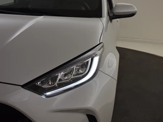 Toyota Yaris Toyota Yaris 1.5 Hybrid 130 Executive | Stuur en Stoelverwarming | PDC V+A | - afbeelding nr 7