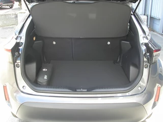 Toyota Yaris Cross Toyota Yaris Cross 1.5 Hybrid Dynamic 11.000km! Winterpack! - afbeelding nr 31
