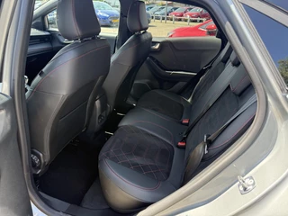Ford Puma Ford Puma 1.0 EcoBoost Hybrid ST-Line X 125pk | Afneembare trekhaak |  Adaptive cruise control | 360graden camera | Winter Pack  | Dodehoekdetectie | Half Leder | Bang&Olufsen audio - afbeelding nr 34