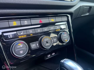 Volkswagen T-Roc Volkswagen T-Roc 2.0 TSI 4Motion R 300PK Pano Akra Leder - afbeelding nr 21