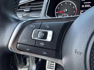 Volkswagen T-Roc Volkswagen T-Roc 1.5 TSI 150pk 3 x R-Line DSG ACC Camera LaneAsist  CarPlay Sportmodus 18 ich Sportvelg - afbeelding nr 24