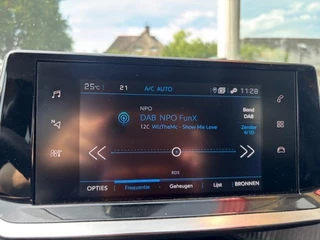 Peugeot 208 Peugeot 208 1.2 PT 100 Allure, Carplay, Dab, Navi, Clima, Cruise, Led - afbeelding nr 24