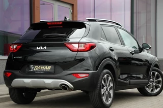 Kia Stonic Kia Stonic 1.0 T-GDi Platinum Edition | Schuifdak | Leder | Camera - afbeelding nr 10