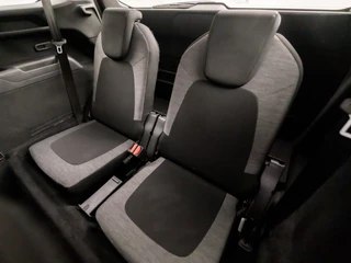Citroën Grand C4 Spacetourer Citroën Grand C4 Spacetourer 1.2 PureTech Sport 7 Persoons (APPLE CARPLAY, GROOT NAVI, GETINT GLAS, SPORTSTOELEN, PARKEERSENSOREN, CRUISE, DAB+, NIEUWE APK, NIEUWSTAAT) - afbeelding nr 15