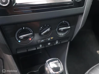 Škoda Rapid Skoda Rapid Spaceback TSI 110 PK DSG7/AUTOMAAT Navigatie Trekhaak Airco Lichtmetalen Velgen Parkeersensoren - afbeelding nr 17
