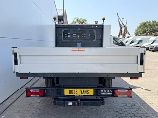 Iveco Daily Iveco Daily 35S16 2.3 Automaat Dubbele Cabine Trekhaak 3.5t Climate Control 7 Zitplaatsen Standkachel DC - afbeelding nr 11