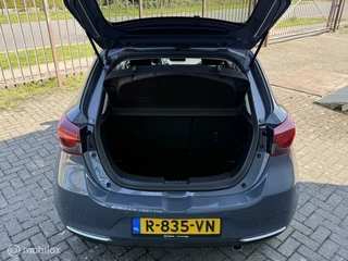 Mazda 2 Mazda 2 1.5 Skyactiv-G Luxury | Stoel- stuur Vw | Carplay - afbeelding nr 6