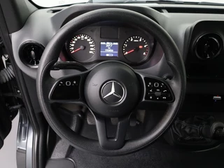 Mercedes-Benz Sprinter Mercedes-Benz Sprinter 214CDI L2H1 | 2xSchuifdeur | Navigatie | Camera | Trekhaak | 3-Persoons | Betimmering - afbeelding nr 14