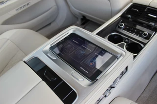 BMW 7 Serie ➡️ BMW 7-serie 750Li G12 xDrive High Executive | Origineel | Laser | Camera360 | Massage | Head-up | Bowers&Willikins | DAB | 449 pk | 20 inch | Softclose | - afbeelding nr 22