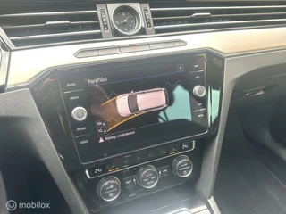 Volkswagen Passat Volkswagen Passat Variant 1.4 TSI ACT Highline Business R-LINE DSG AUTOMAAT ALCANTARA STOELEN LED VERLICHTING ZEER MOOIE AUTO!! - afbeelding nr 18