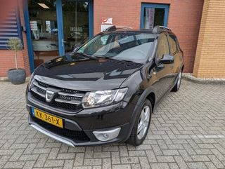 Dacia Sandero 0.9 TCE BLACKLINE, Pdc, Trekhaak, Cruise, Navi, Airco