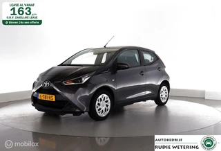 Toyota Aygo Toyota Aygo 1.0 VVT-i 72pk X-Play applecarplay|airco|camera|dab|5drs - afbeelding nr 1
