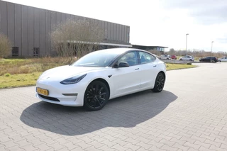 Tesla Model 3 Tesla Model 3 Long Range AWD 75 kWh black&white chrome delete uitstraling! autopilot dual motor stoelverwarming v+a panodak - afbeelding nr 30