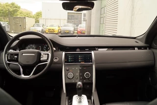 Land Rover Discovery Sport Land Rover Discovery Sport P300e 1.5 200pk HSE PHEV -LEER-PANO-ECC- - afbeelding nr 8