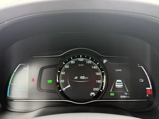 Hyundai IONIQ Hyundai IONIQ Premium EV Navi,Leder,Dodehoek,Schuifdak,Camera,Clima,Cruise,Stoelverwarming V+A,Stuurverwarming,Pdc V+A,Nieuwe Apk bij Aflevering - afbeelding nr 18