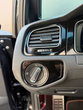Volkswagen Golf Volkswagen GOLF 2.0 TSI GTI TCR|Pano|Akrapovic|Dynaudio|Leer|dodehoek|Carplay - afbeelding nr 45