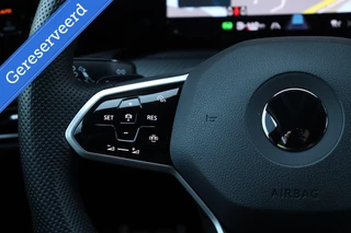 Volkswagen Golf Volkswagen Golf 8 1.5 eTSI / 3x R-Line / DSG / ACC / DAB / Navi / CarPlay / 150pk / LED / 17