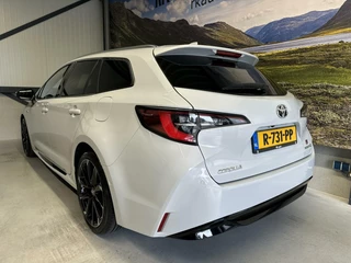 Toyota Corolla Touring Sports Toyota Corolla Touring Sports 2.0 Hybrid GR-Sport Plus - afbeelding nr 2