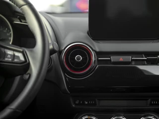 Mazda 2 Mazda 2 1.5 SA-G 90pk Aut. Homura | Camera | Apple Carplay/Android Auto | Stoel- en stuurverwarming | Climate Control | Blind Spot | Donker glas achter - afbeelding nr 15