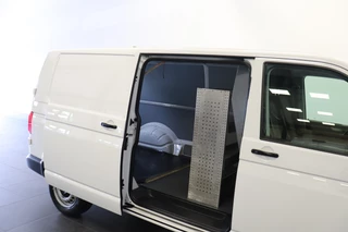 Volkswagen Transporter Volkswagen Transporter 2.0 TDI L2 EURO 6 - Airco - Cruise - PDC - € 11.900,- Excl. - afbeelding nr 16