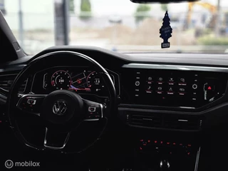 Volkswagen Polo Volkswagen Polo 2.0 TSI GTI Panorama/Keyless/Virtual/Beats - afbeelding nr 50