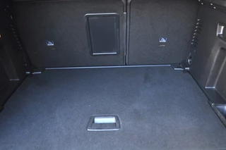 Peugeot 3008 Peugeot 3008 1.2 Allure buss. Autom Gripcontrol, navi, ind tel lader - afbeelding nr 6