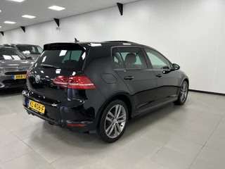 Volkswagen Golf Volkswagen Golf 1.6 TDI Highline / R-LINE / PANODAK / 5-DRS / - afbeelding nr 2