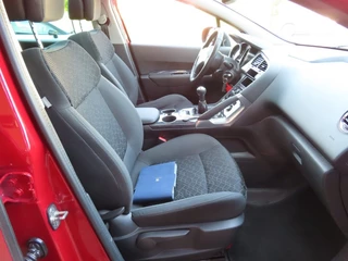 Peugeot 3008 Peugeot 3008 1.6 VTI Style Ecc Cruise Navi Pano Trekhaak Pdc 2015 - afbeelding nr 30