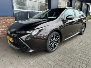 Toyota Corolla Toyota Corolla 1.8 HYBRID ACTIVE - afbeelding nr 1