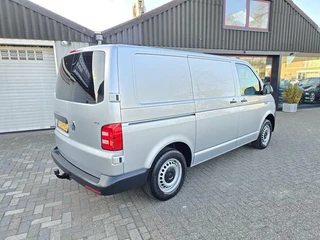 Volkswagen Transporter Volkswagen Transporter 2.0 TDI L1H1 Comfortline Executive Airco|Navi|Inrichting|Trekhaak|Bijrijdersbank|Nap!! - afbeelding nr 3