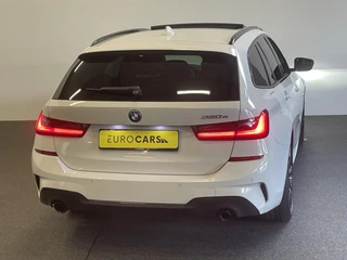 BMW 3 Serie BMW 3-serie Touring 320e M-Sport Aut-8 Panoramadak Adaptive M-Technic Chassis LED Navi Cruise Control PDC VA 19