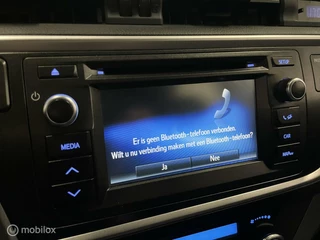 Toyota Auris Toyota Auris 1.8 Hybrid Executive APK-4/2026 NAV BT CAMERA - afbeelding nr 17