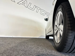 Volkswagen Polo Volkswagen Polo 1.0 TSI COMFORTLINE RIJKLAAR l NAP l LMV l AIRCO l ACC l - afbeelding nr 43