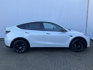 Tesla Model Y - afbeelding nr 32