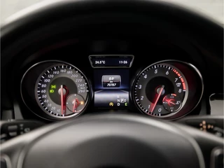 Mercedes-Benz CLA Mercedes-Benz CLA Shooting Brake 180 Sport Automaat (NAVIGATIE, LEDER, STOELVERWARMING, GETINT GLAS, SPORTSTOELEN, PARKEERSENSOREN, CRUISE, BLUETOOTH, NIEUWE APK, NIEUWSTAAT) - afbeelding nr 24