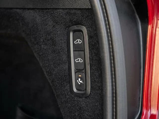 Volvo XC90 Volvo XC90 2.0 D5 225PK AWD Inscription Grijs Kenteken Leder Panorama B&O HUD Trekhaak Luchtvering 360 Camera - afbeelding nr 31