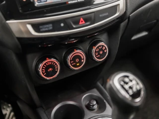 Mitsubishi ASX (NAVIGATIE, CLIMATE, CAMERA, GETINT GLAS, KEYLESS, XENON, SPORTSTOELEN, BLUETOOTH, CRUISE, NIEUWE APK, NIEUWSTAAT) - afbeelding nr 9