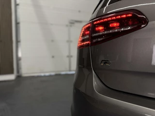 Volkswagen Golf Volkswagen Golf 2.0 TSI R 4Motion|Pano|Leer|Kessy|CarPlay| - afbeelding nr 14