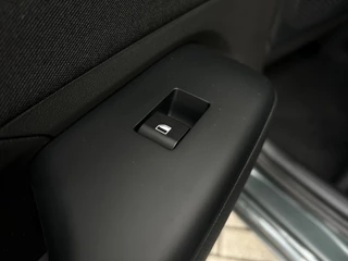 Hyundai Kona Hyundai Kona Electric Comfort Smart 65.4 kWh - afbeelding nr 18