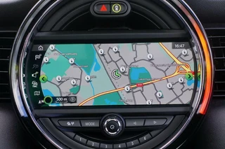 MINI Electric Mini Cooper S Electric Yours 33 kWh / Dealerauto / PANO / Harman Kardon / Camera / Stoelvw / Head up - afbeelding nr 14