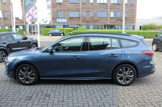 Ford Focus Ford Focus 1.0 EcoBoost Hybrid ST Line 125pk | SYNC 4 Navigatie | Achteruitrijcamera | 7 Traps automaat | Led koplampen - afbeelding nr 3