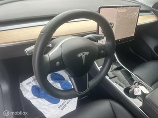 Tesla Model 3 Tesla Model 3 Standard RWD Plus 60 kWh PANORAMDAK STOELVERWARMING AUTOPILOT CAMERA NETTE AUTO!! - afbeelding nr 12