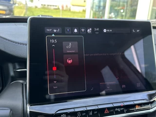 Jeep Compass Jeep Compass 4xe 240 Plug-in Hybrid Electric Limited Winterpakket - afbeelding nr 24